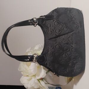 Coach Gramercy Op Art Quilted Shoulder Bag — EUC!